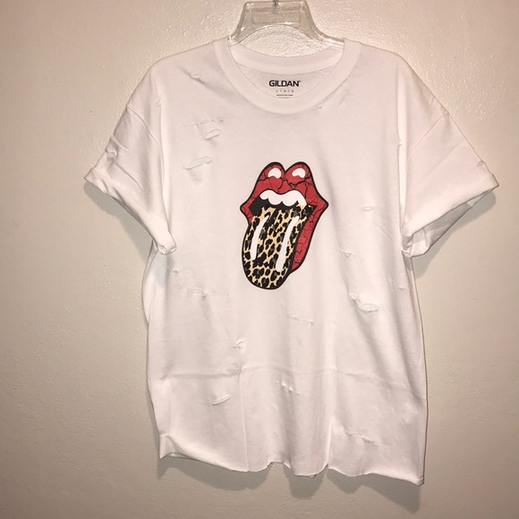 NEW Lips tongue distressed t-shirt - Picture 4 of 8